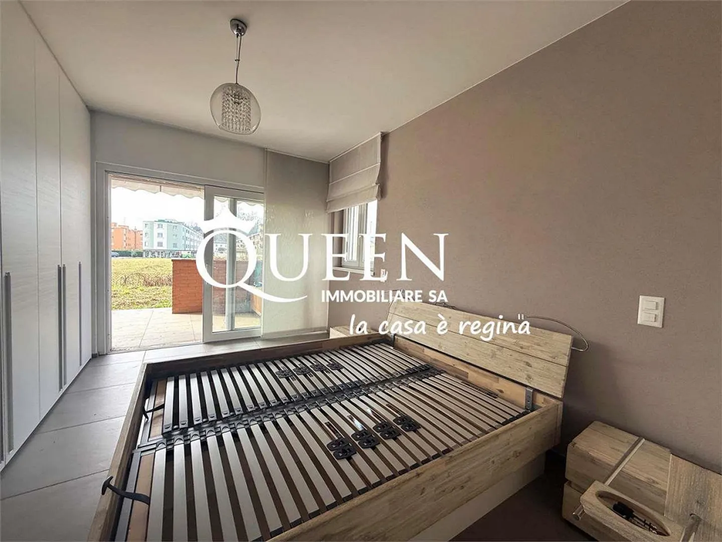 Stabio : appartement moderne 4.5 pièces, 138 m². avec jardin, dans la zone - Photo 8 sur 13