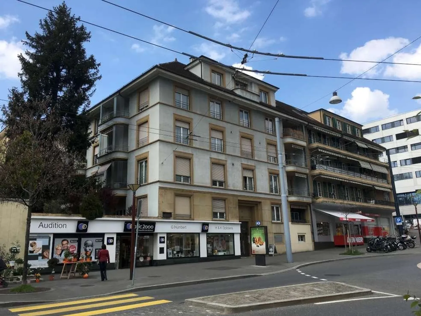 In the heart of Chailly, cozy 2-room apartment - Photo 1 of 7