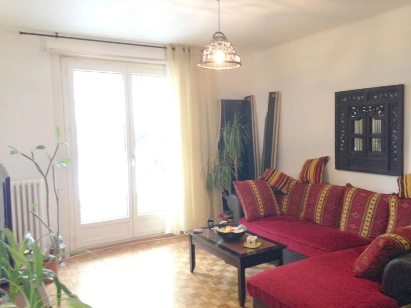 In the heart of Chailly, cozy 2-room apartment - Photo 3 of 7