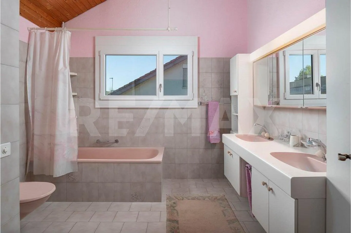Eck-Haus in Anglikon: 5.5 Zimmer mit Garten - Photo 10 of 13