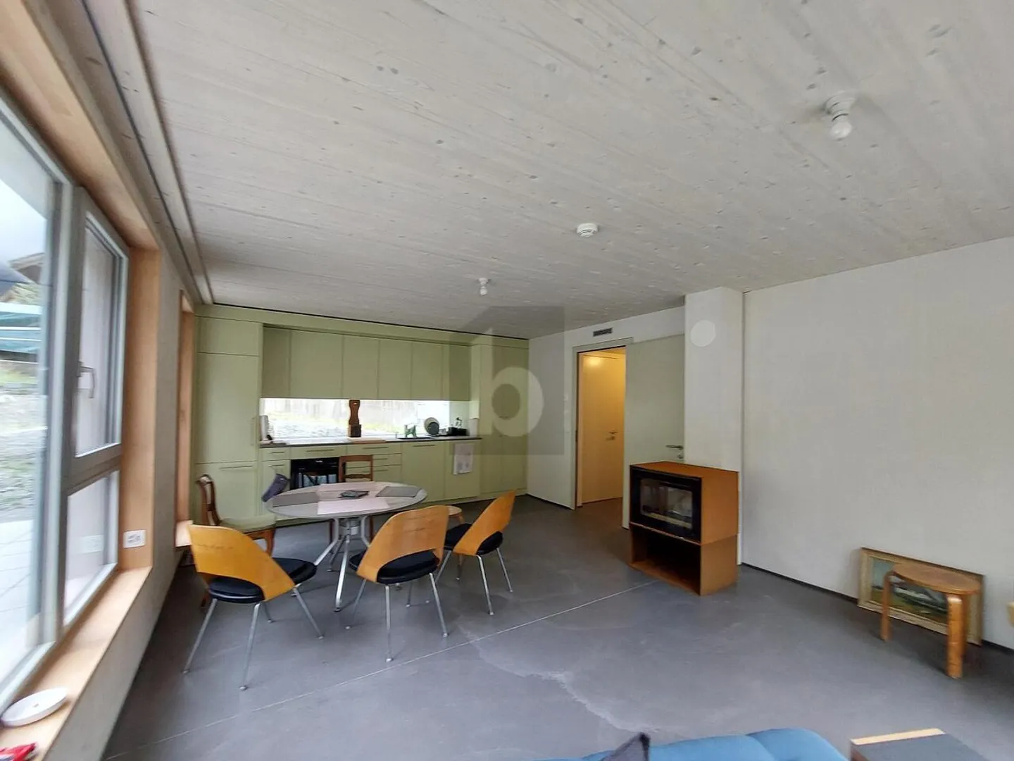 Maison alpine moderne en nature - Photo 1 sur 6