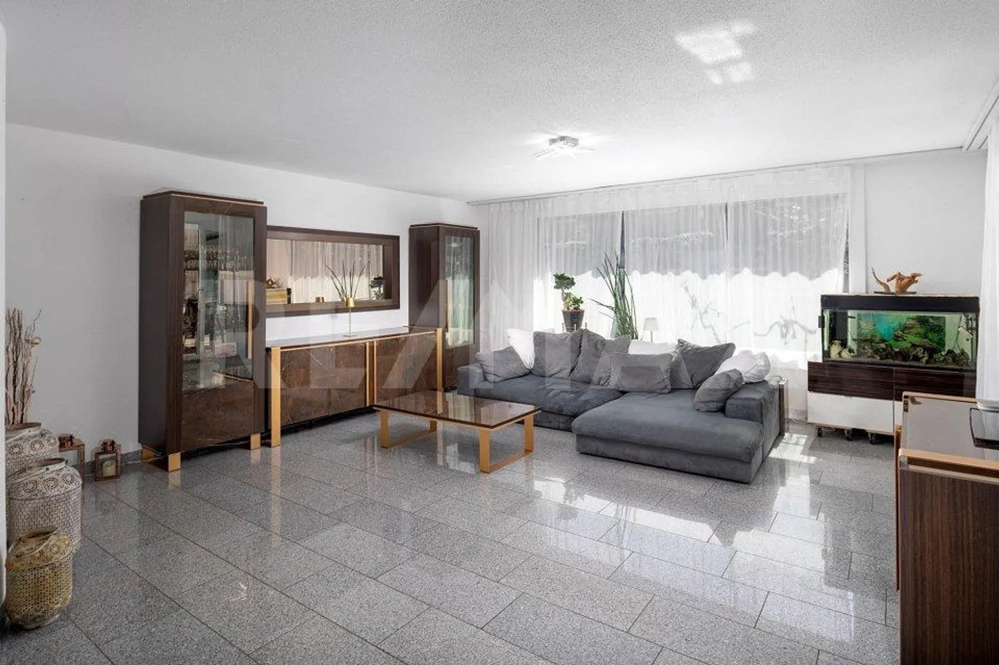 Eck-Haus in Anglikon: 5.5 Zimmer mit Garten - Photo 1 of 13