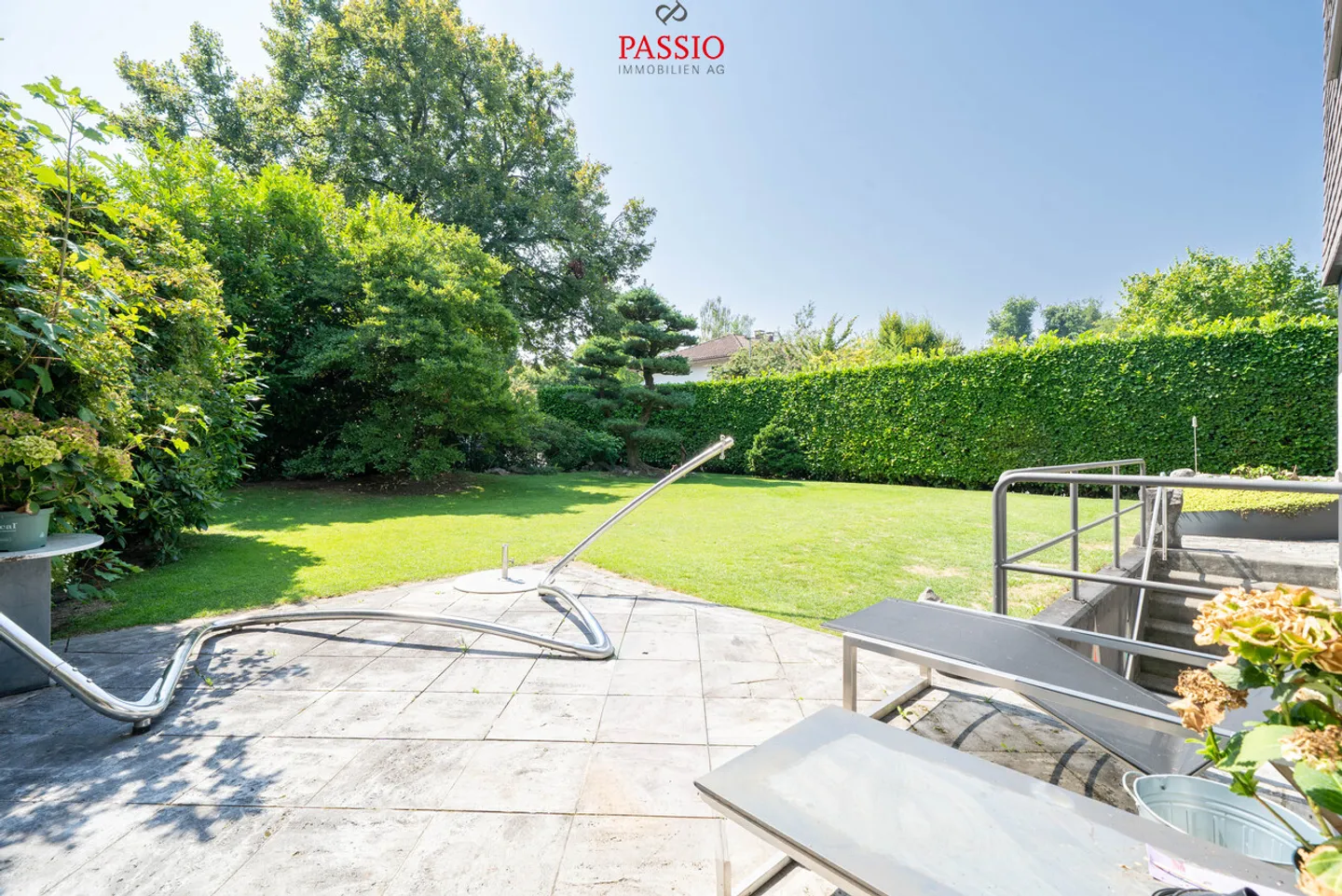 Unica casa a schiera di 6,5 stanze con grande giardino - Foto 4 di 18