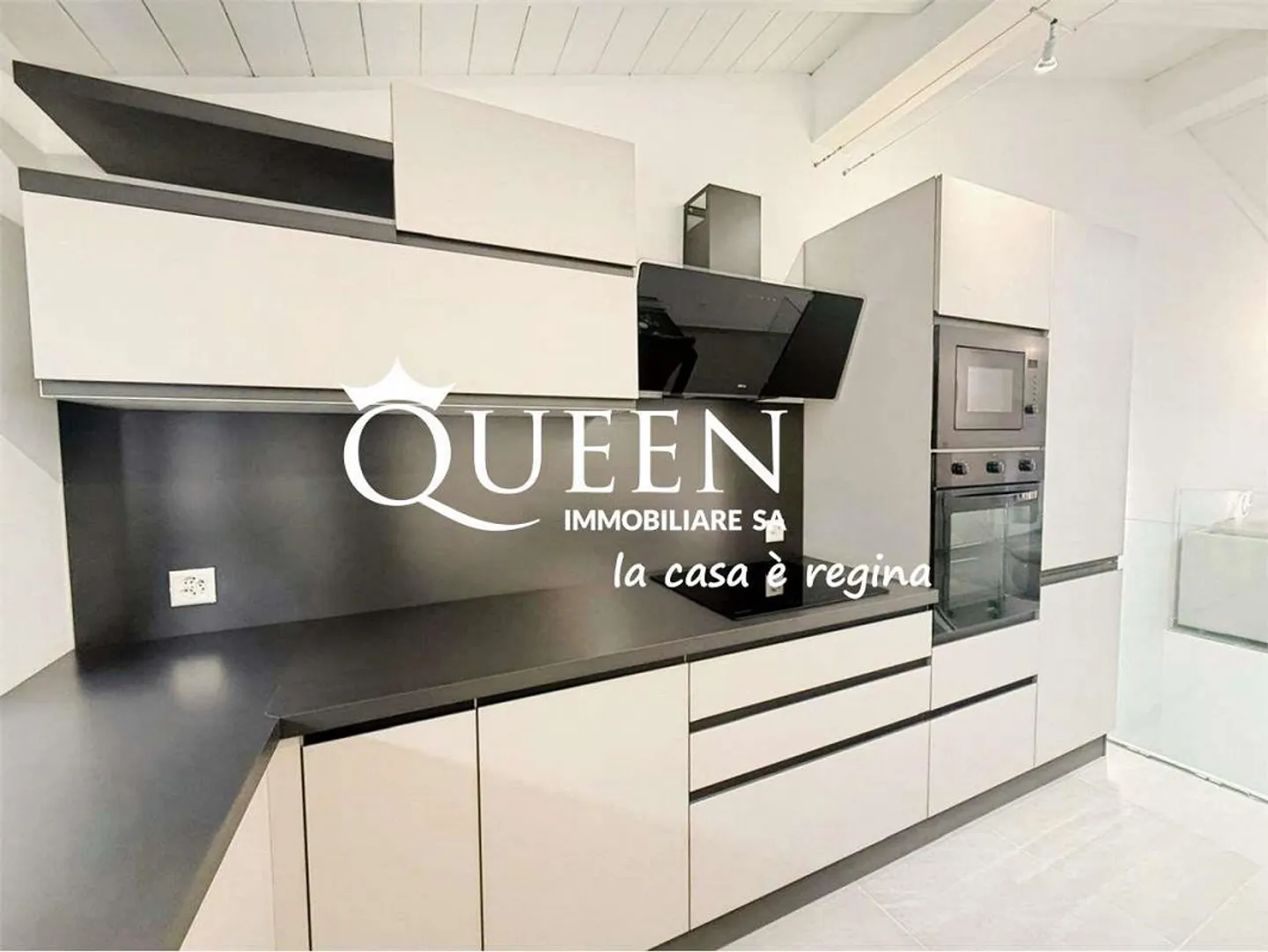 Riva San Vitale: characteristic nucleus house 4.5 rooms, 180 sqm. - Photo 7 of 13