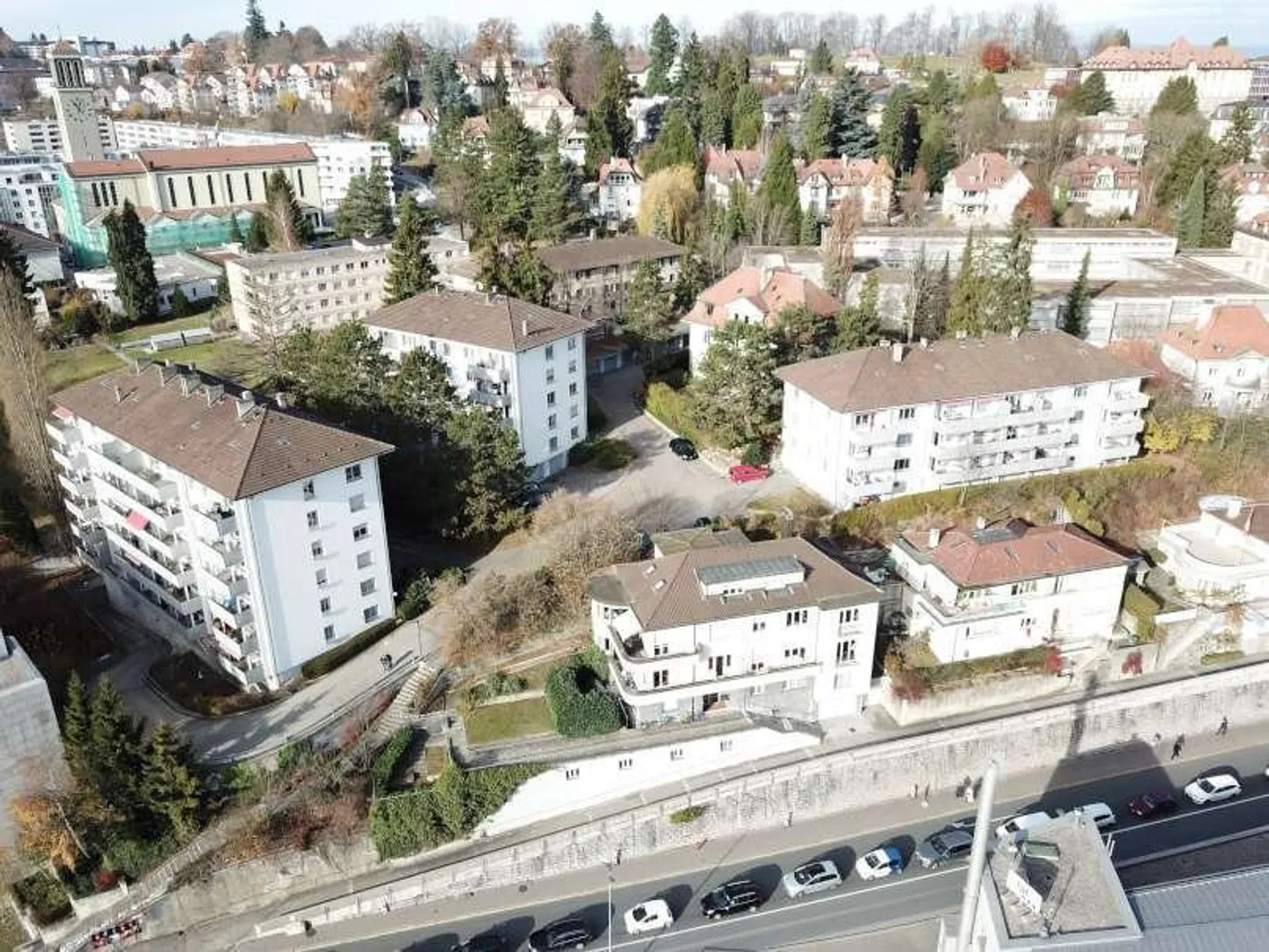 Außenparkplatz in der Nähe des Bahnhofs! - Foto 1 von 1