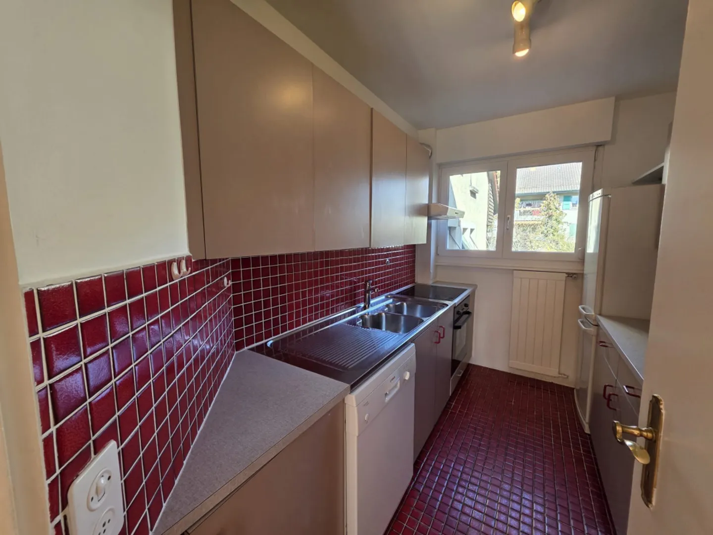 Charming Apartment in Collonge-Bellerive - Photo 6 of 12