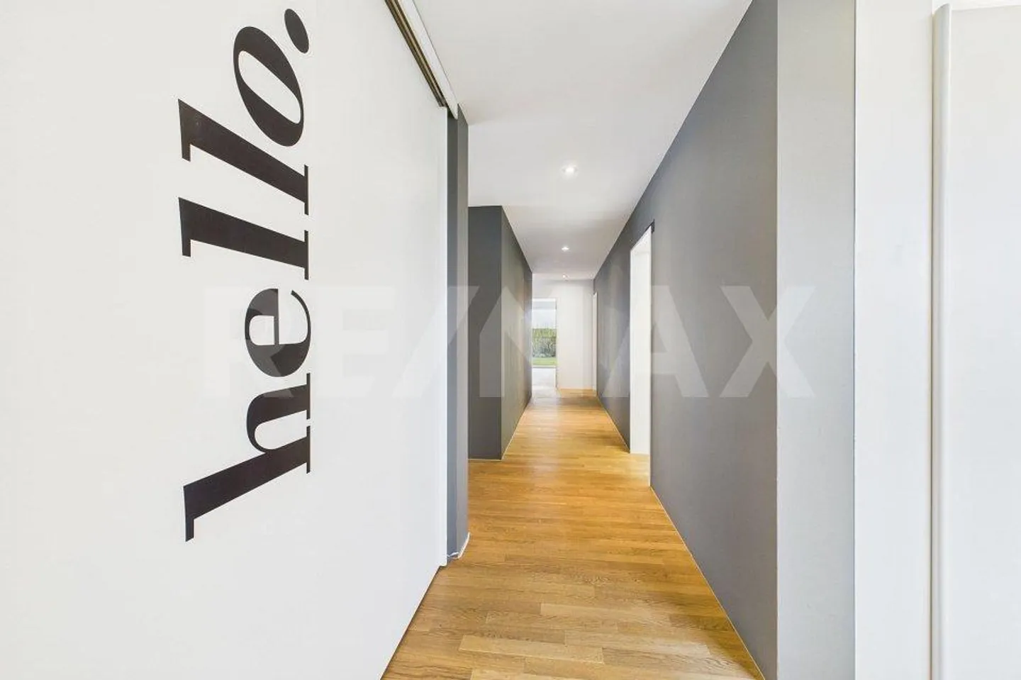 Superb, well-maintained 4.5-room apartment in a central location in Alte... - Photo 11 of 13