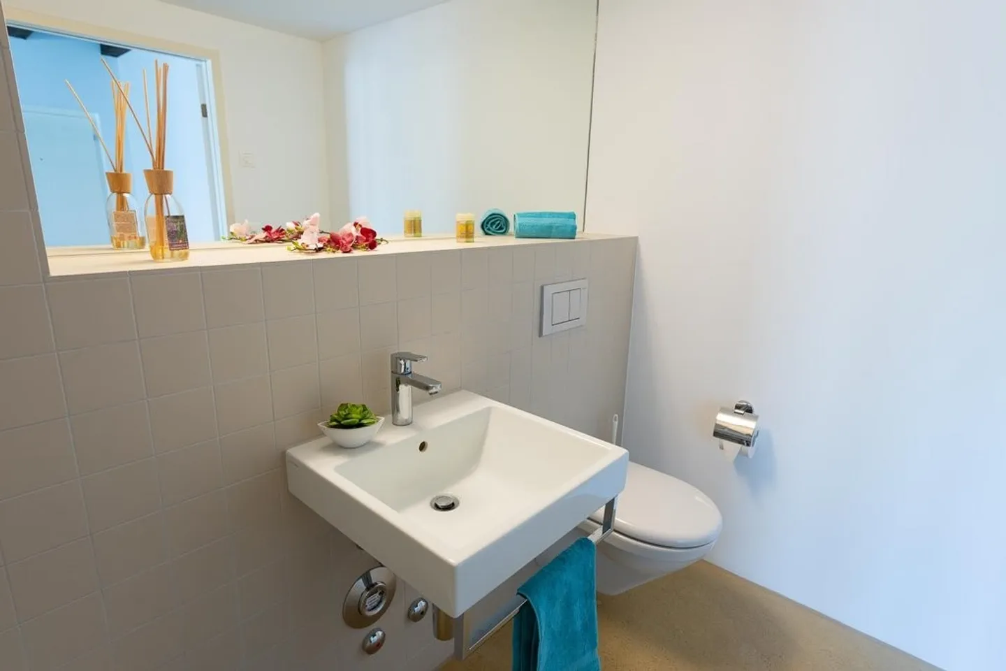 Appartement Loft Moderne dans un Emplacement Ensoleillé - Photo 5 sur 7