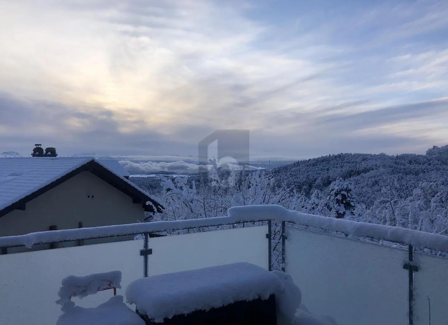EQUILIBRIO RARO TRA ELEGANZA E INDIPENDENZA - Foto 1 di 6