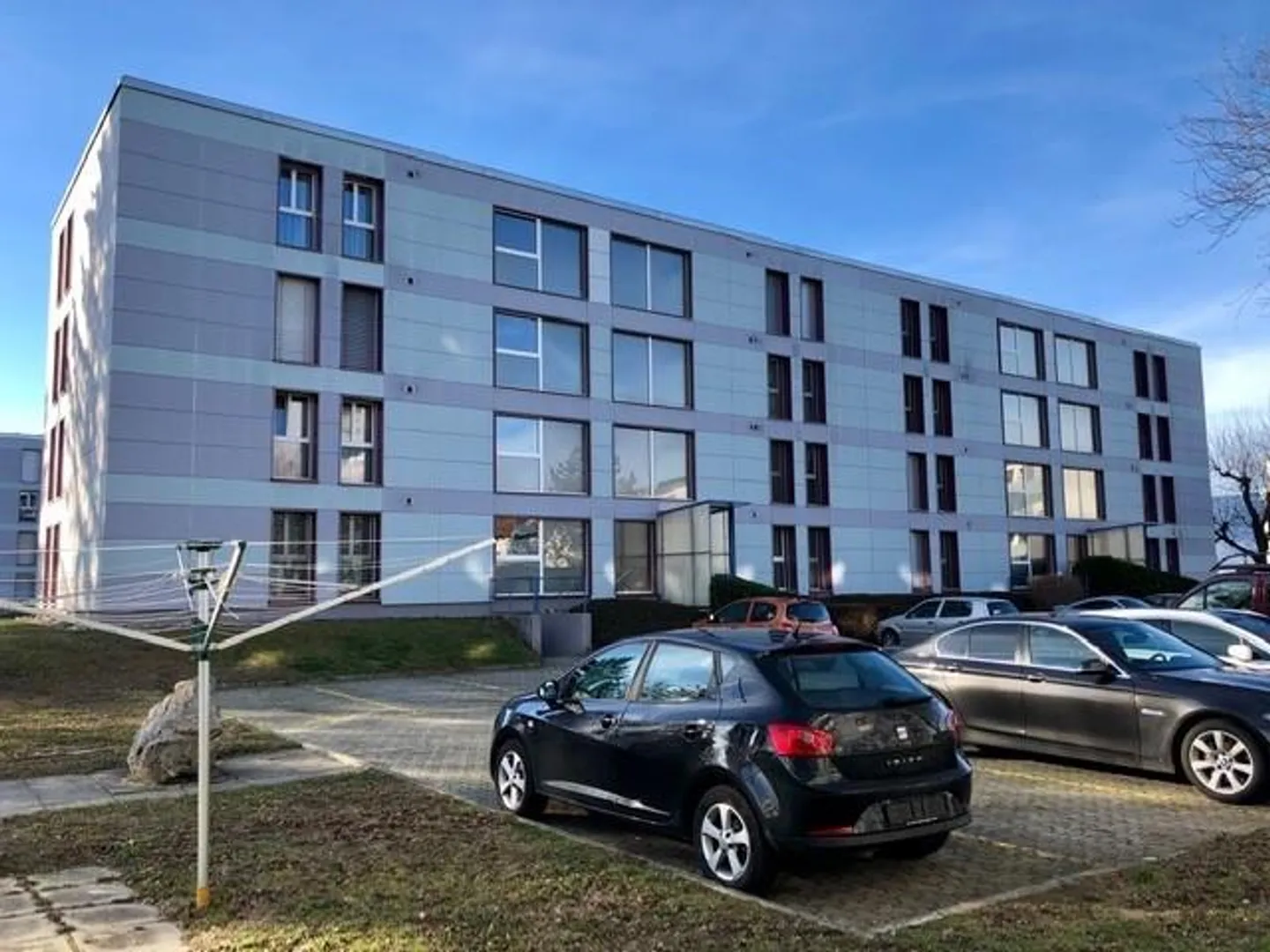 Spazioso - Vicino all'autostrada - Foto 1 di 12