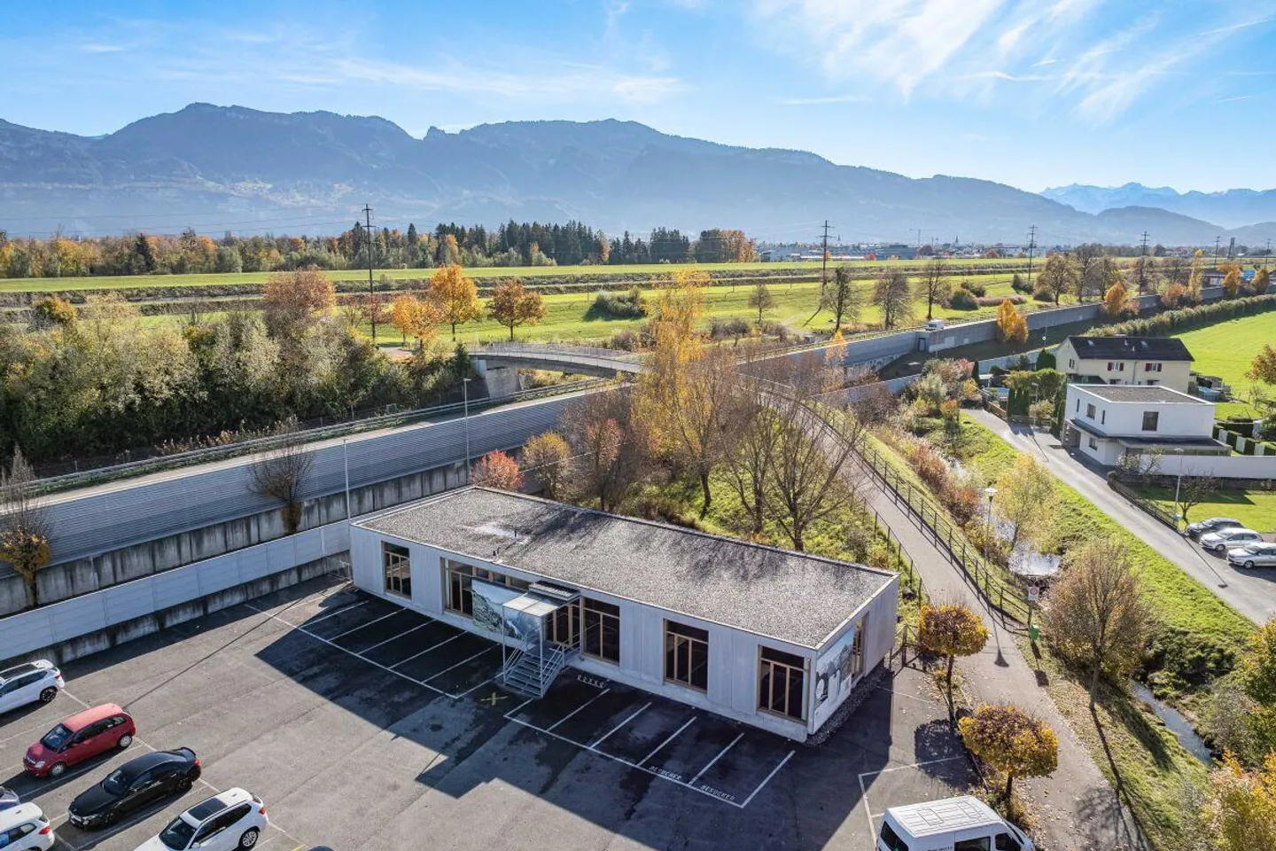 Office Space - Photo 2 of 8