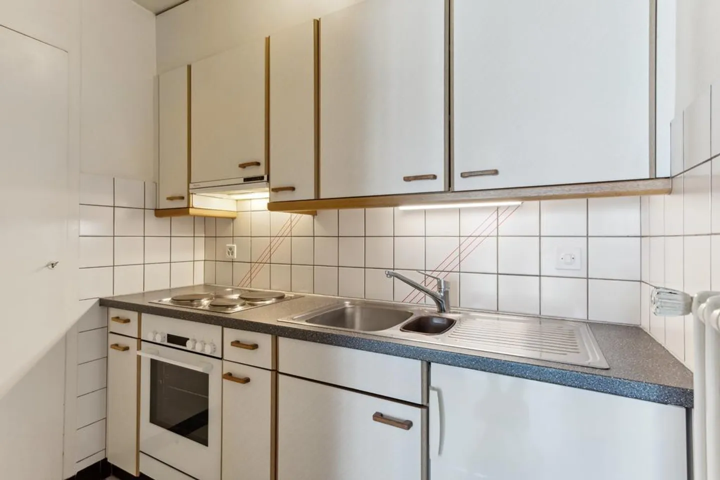 Spazioso - Vicino all'autostrada - Foto 6 di 12