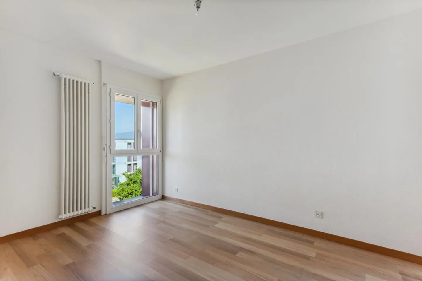 Spazioso - Vicino all'autostrada - Foto 7 di 12