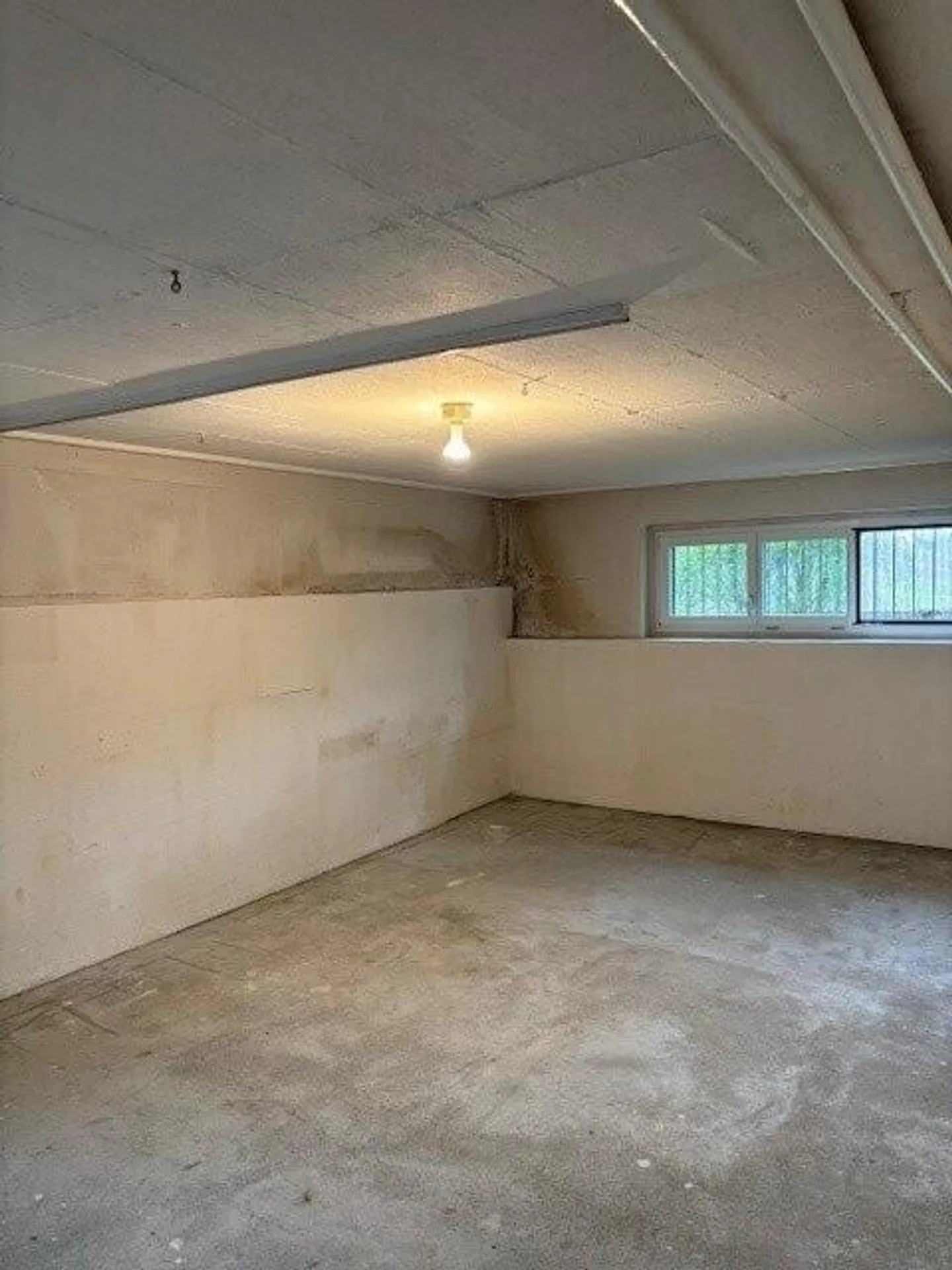 Craft/Hobby Room for Rent - Photo 2 of 3