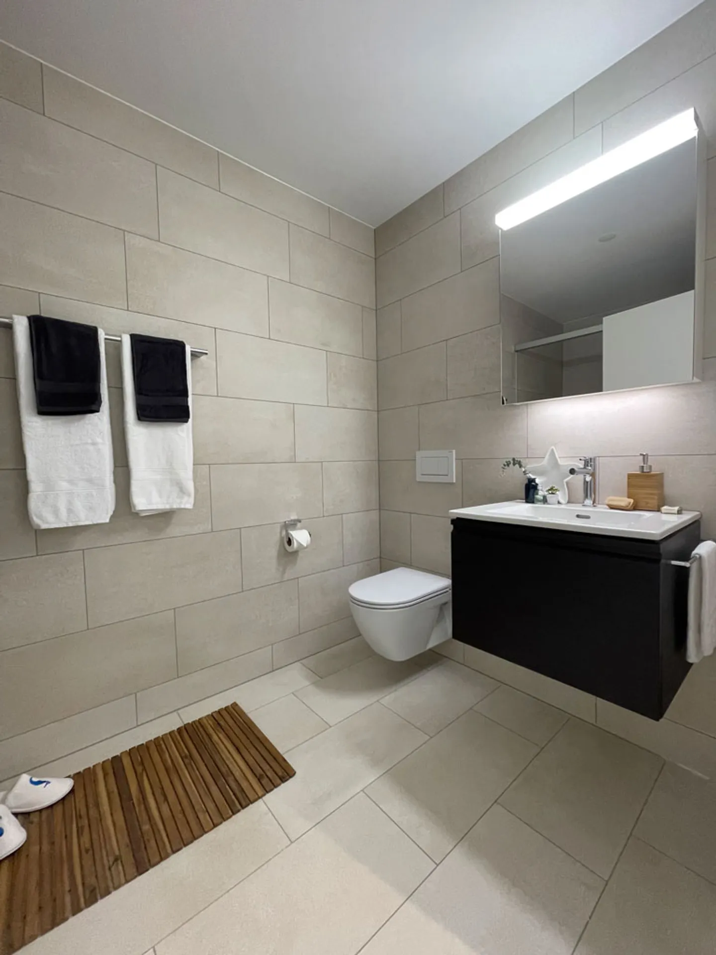 Neubauwohnung an verkehrstechnisch bester Lage und Anschluss an die Natur - Photo 1 of 5