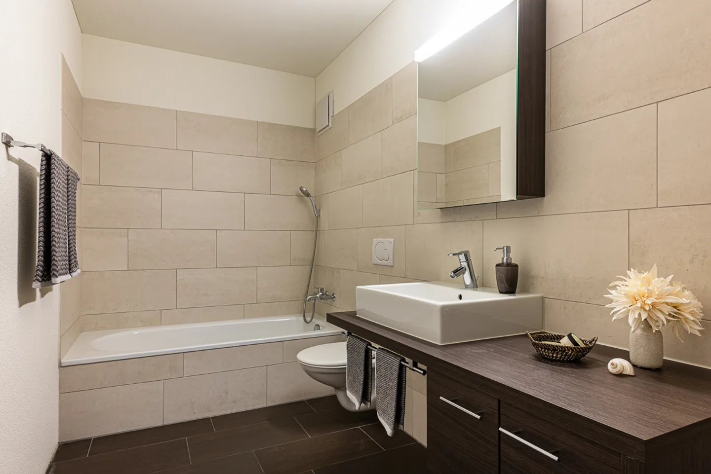 Dreamlike Family Apartment in Rosenbüchel - Photo 4 of 9