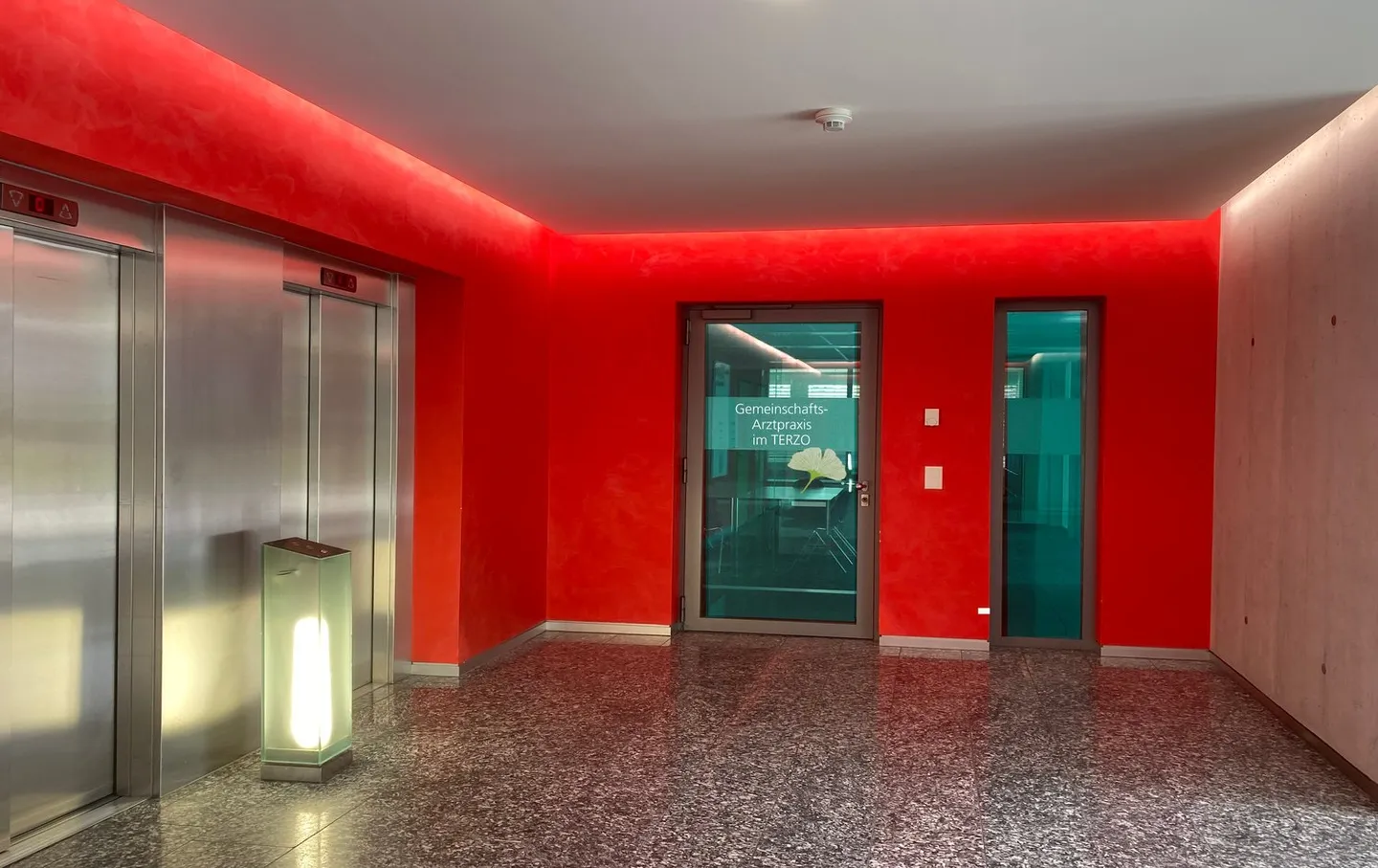 5 Stanze Disponibili per Affitto in uno Studio Condiviso - Foto 3 di 8