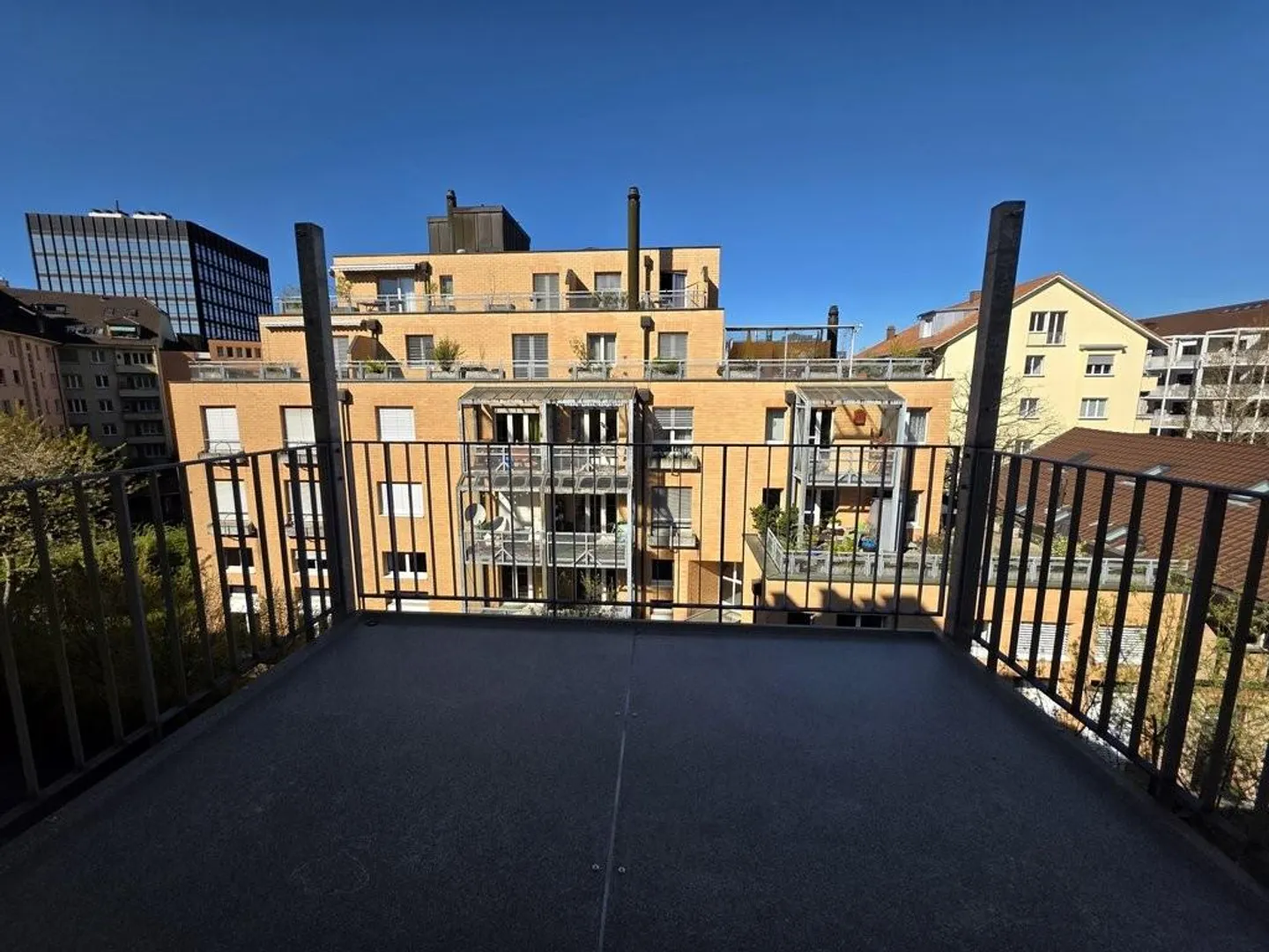 Appartamento attico 2.5 stanze centrale e accogliente con balcone - Foto 7 di 7