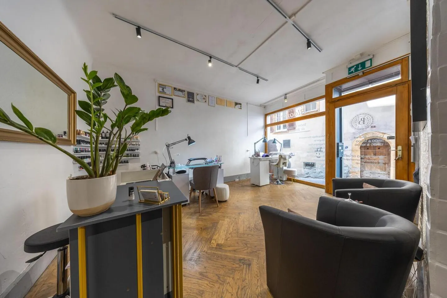 Espace Commercial Exceptionnel à Sion - Photo 1 sur 7