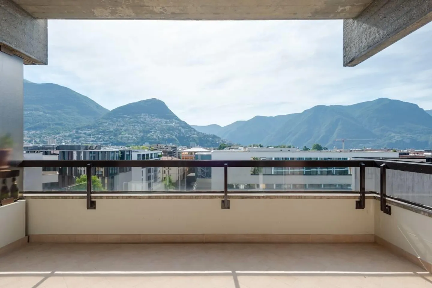 Appartamento ristrutturato a Lugano - Foto 8 di 8