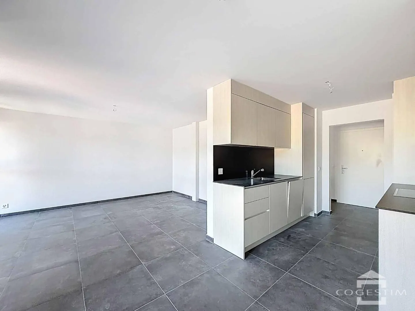 4,5-Zimmer-Wohnung - Foto 1 von 12