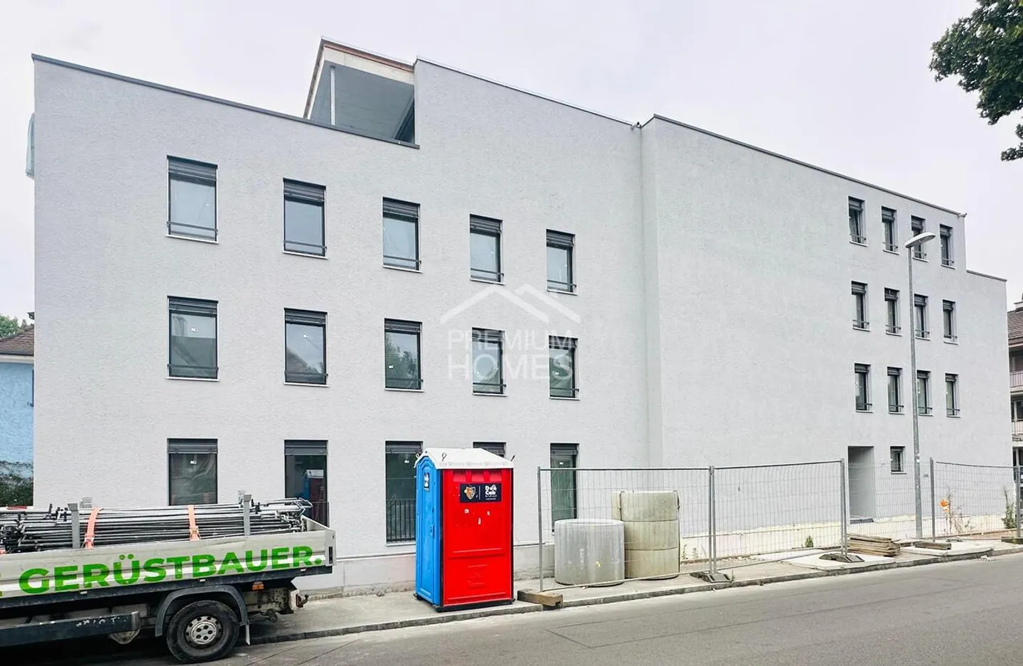 Projet de construction neuve exclusif dans un emplacement résidentiel privilégié ! Prêt à emménager en 2026 - Photo 2 sur 13
