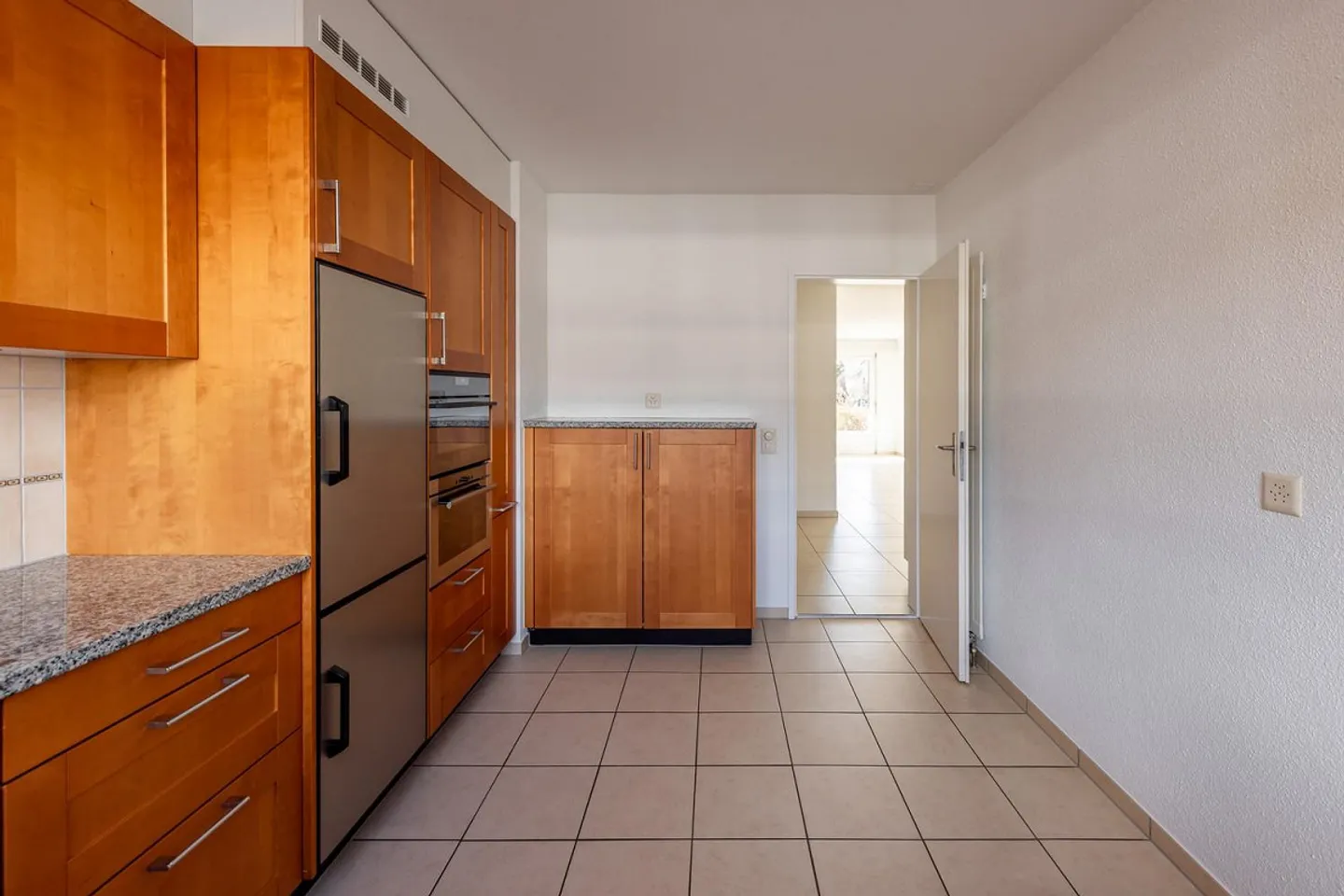 Appartement de jardin 4,5 pièces, rez-de-chaussée - Photo 5 sur 13