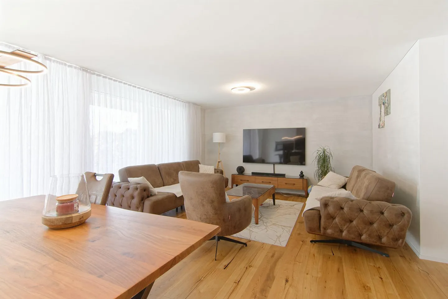 Nearly new 5.5-room terraced house - Photo 4 of 8