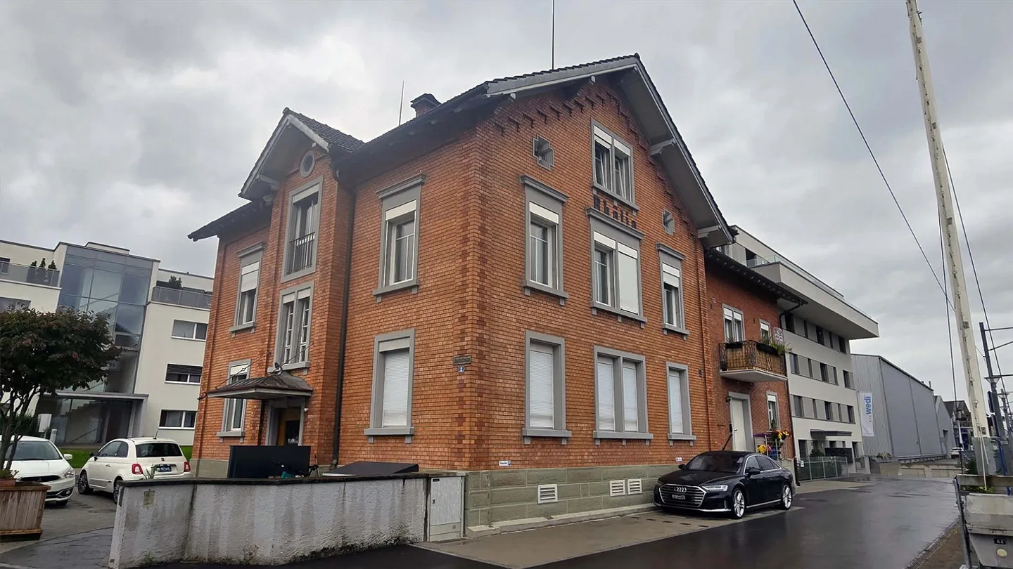 MFH in vendita - Foto 1 di 1