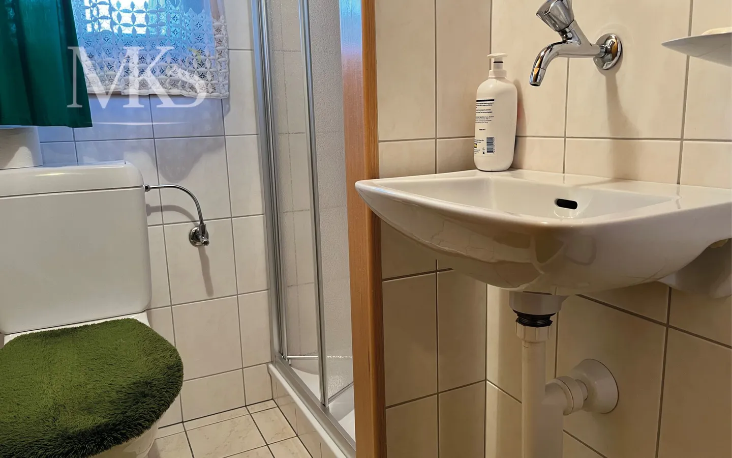 Maison individuelle pittoresque située dans le village de montagne de Reckingen - Photo 8 sur 16