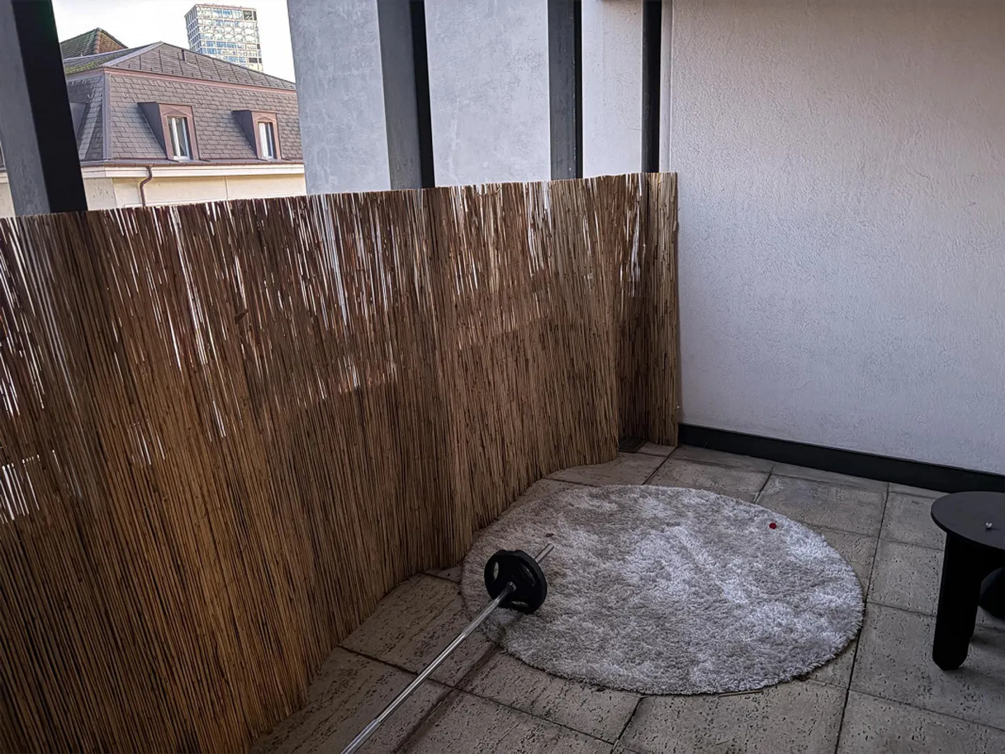 Modern 2.5-room apartment with two balconies - Photo 13 of 19