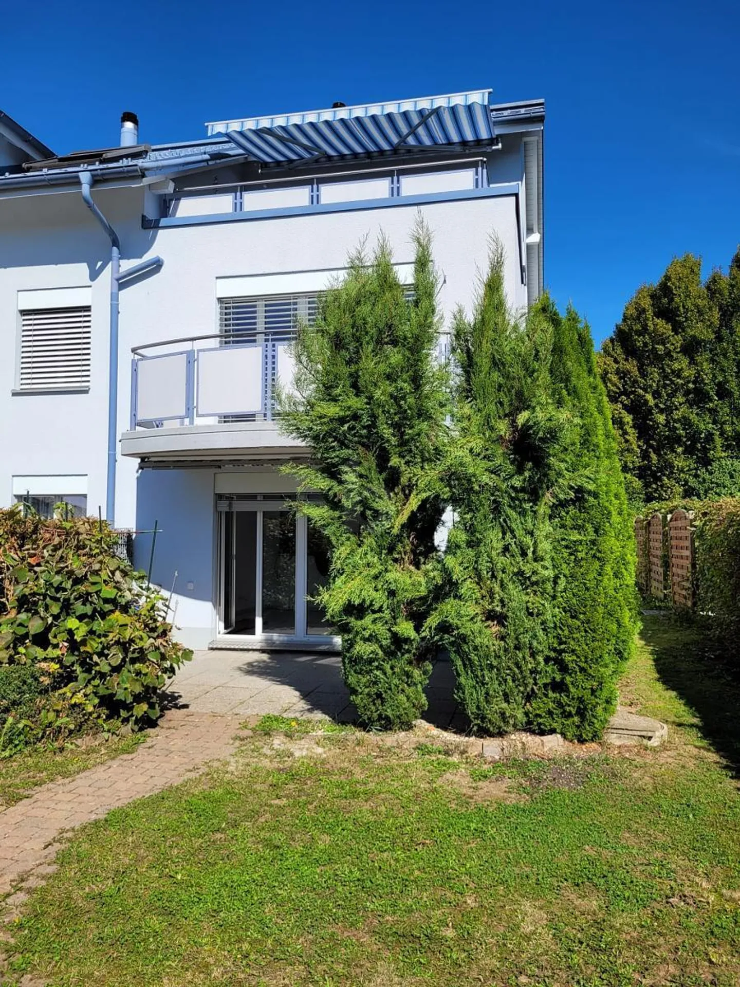 LIGHT-FILLED, SUNNY WITH GARDEN - Photo 1 of 6