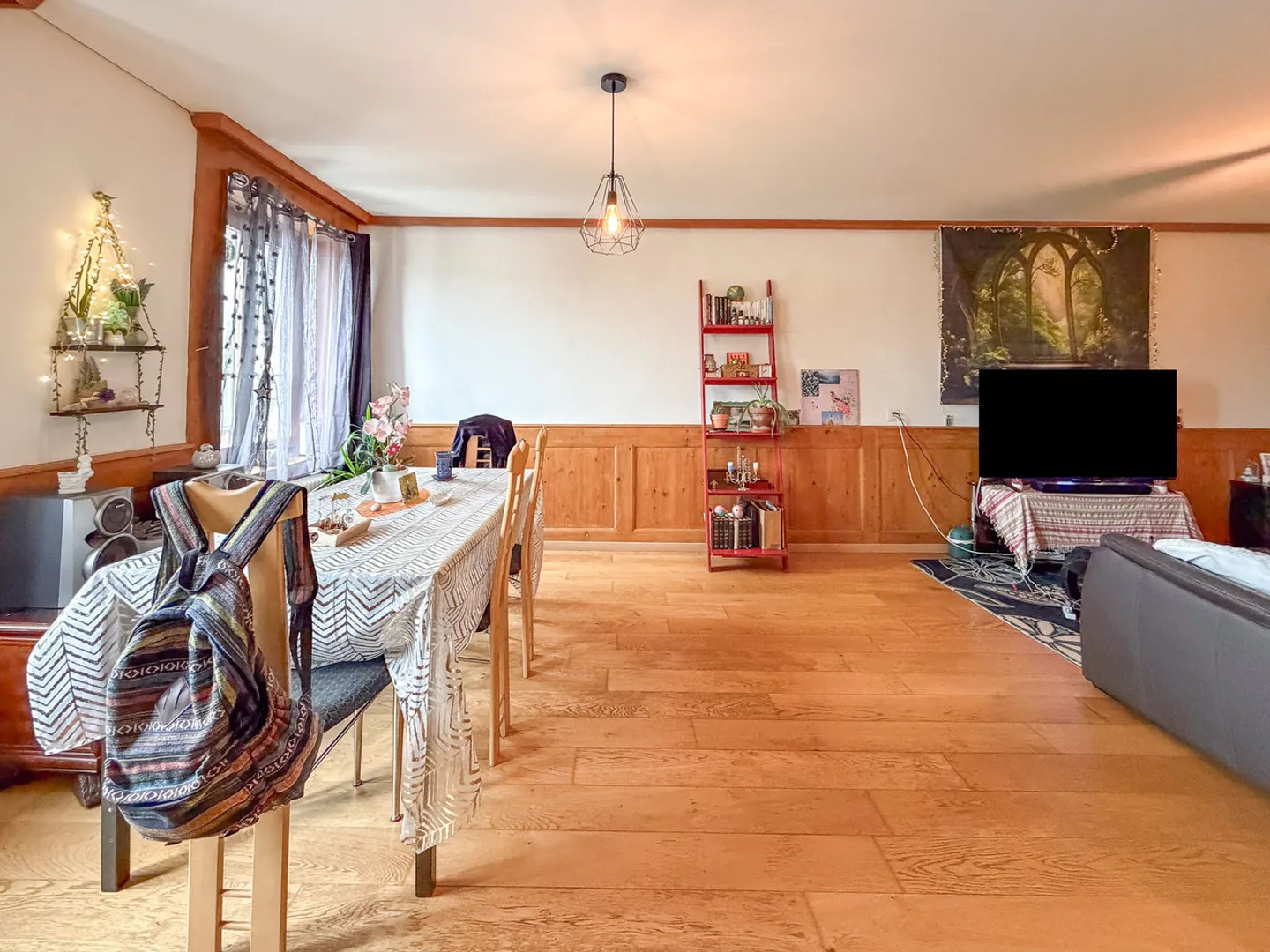 Maison indépendante avec bâtiment locatif et diverses extensions - Photo 18 sur 27
