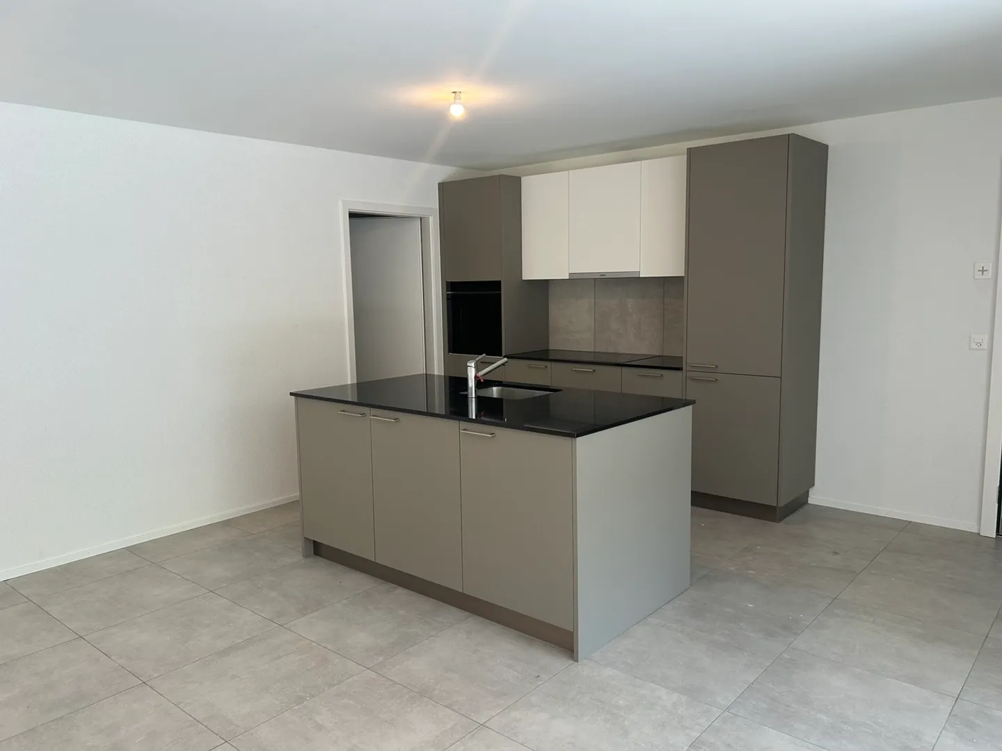 Stupendo appartamento di 4,5 stanze con grande balcone - Foto 2 di 8