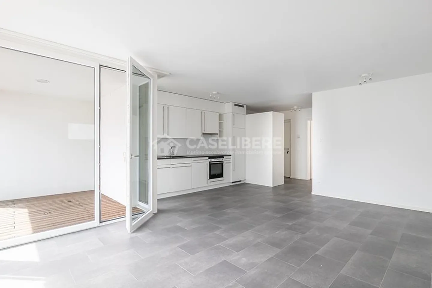 ZENTRAL 2.5 ZIMMER IN LOCARNO - Foto 2 von 11