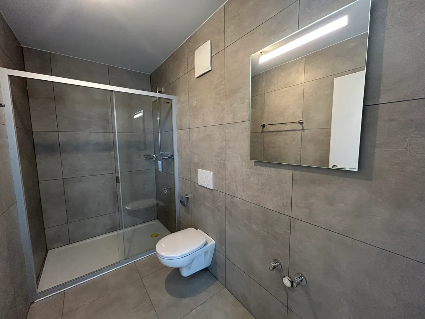 Stupendo appartamento di 4,5 stanze con grande balcone - Foto 8 di 8