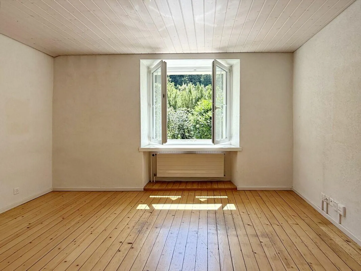 In historical ensemble: 3.5- / 4.5-room terraced single-family house - Photo 5 of 10