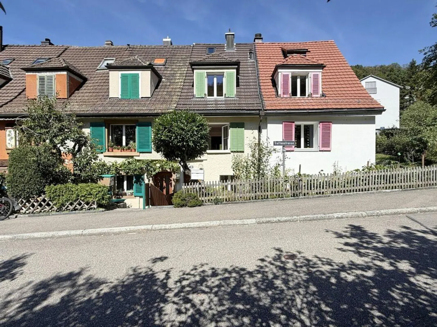 In historical ensemble: 3.5- / 4.5-room terraced single-family house - Photo 3 of 10