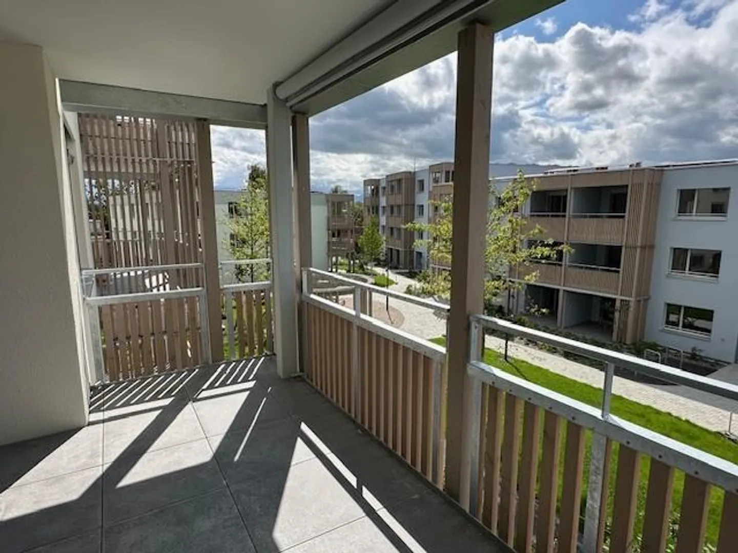 Dans un emplacement rural avec d'excellentes connexions de transport - Photo 3 sur 5