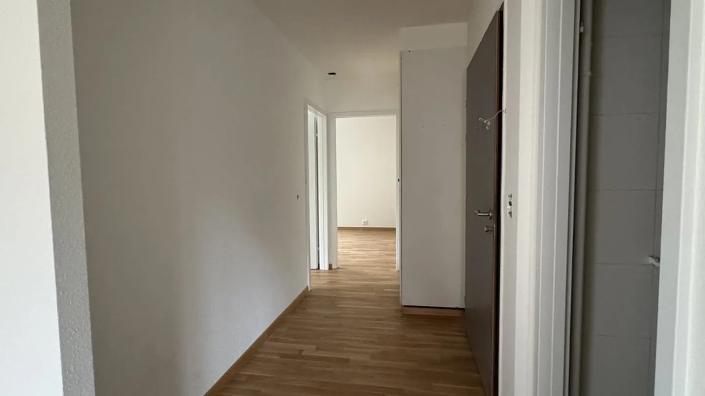 Renovierte 3,5-Zimmer-Wohnung im 1. Stock - Foto 6 von 11