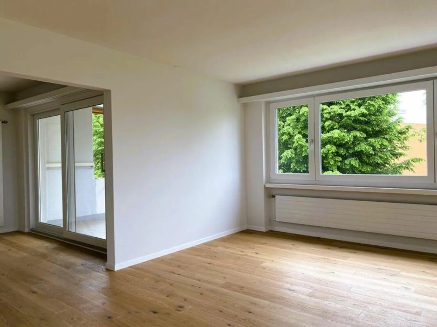 Brilliant 4.5-room shared apartment with new kitchen and 2 balconies - Photo 9 of 18