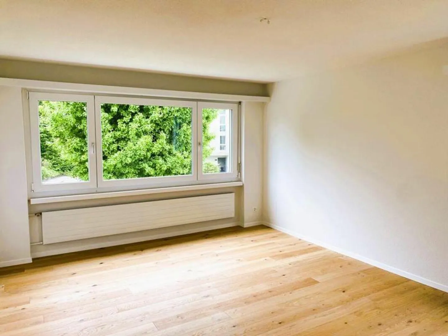 Brilliant 4.5-room shared apartment with new kitchen and 2 balconies - Photo 10 of 18