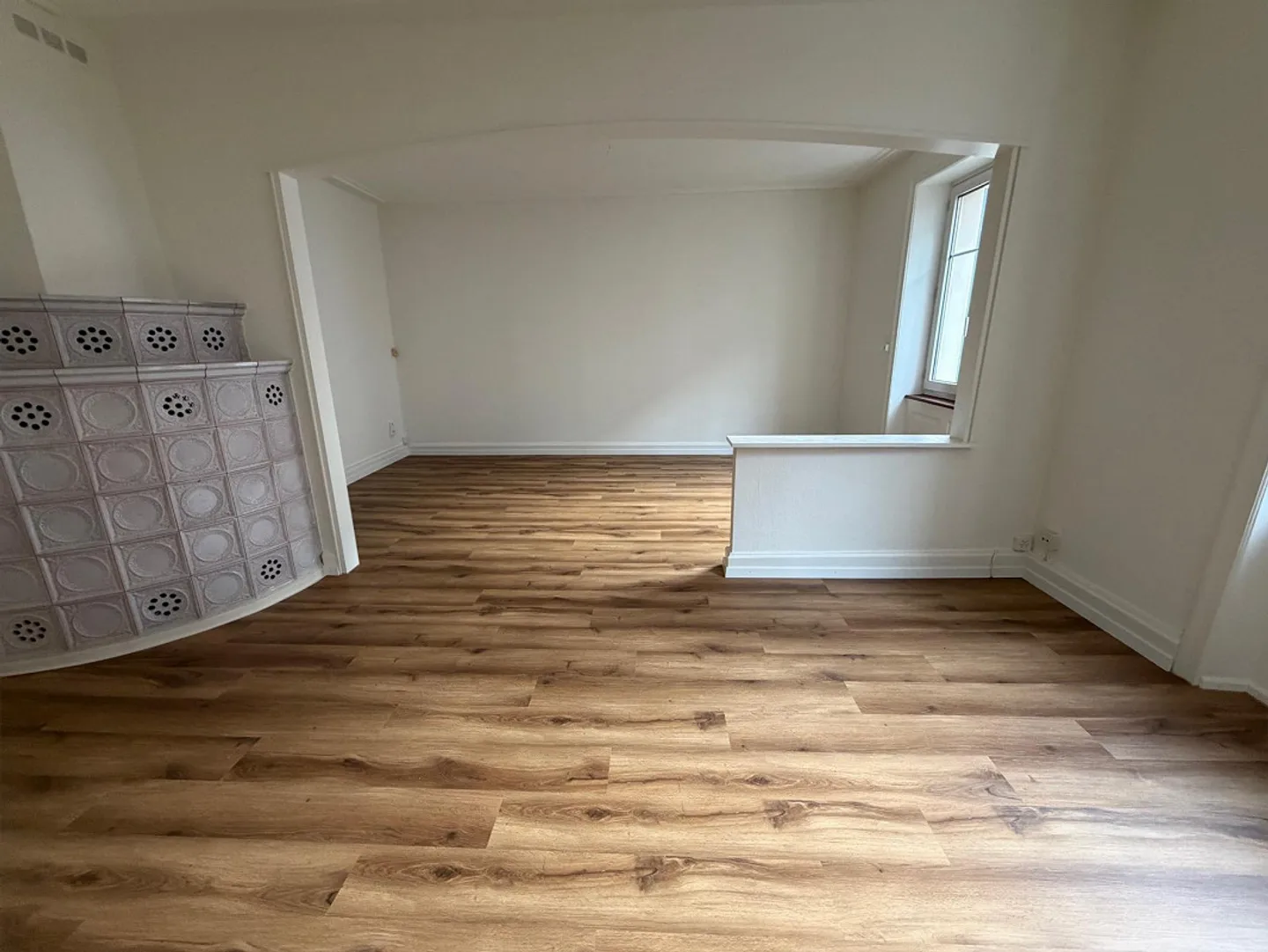 Charming Old Building Apartment - Photo 3 of 7