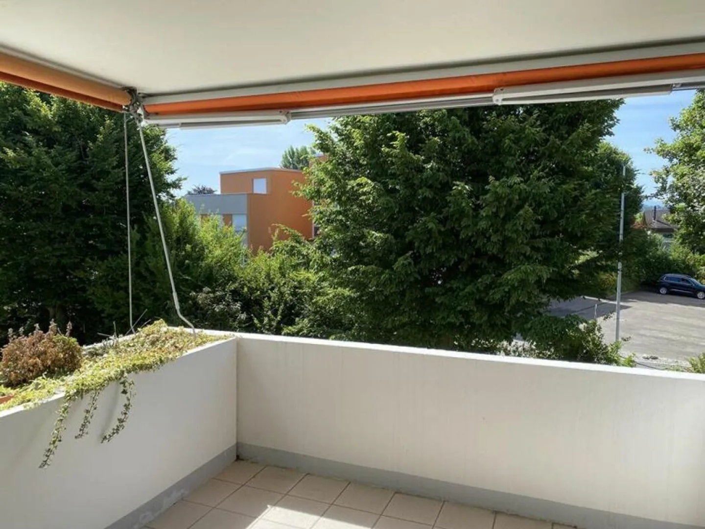 Brilliant 4.5-room shared apartment with new kitchen and 2 balconies - Photo 16 of 18