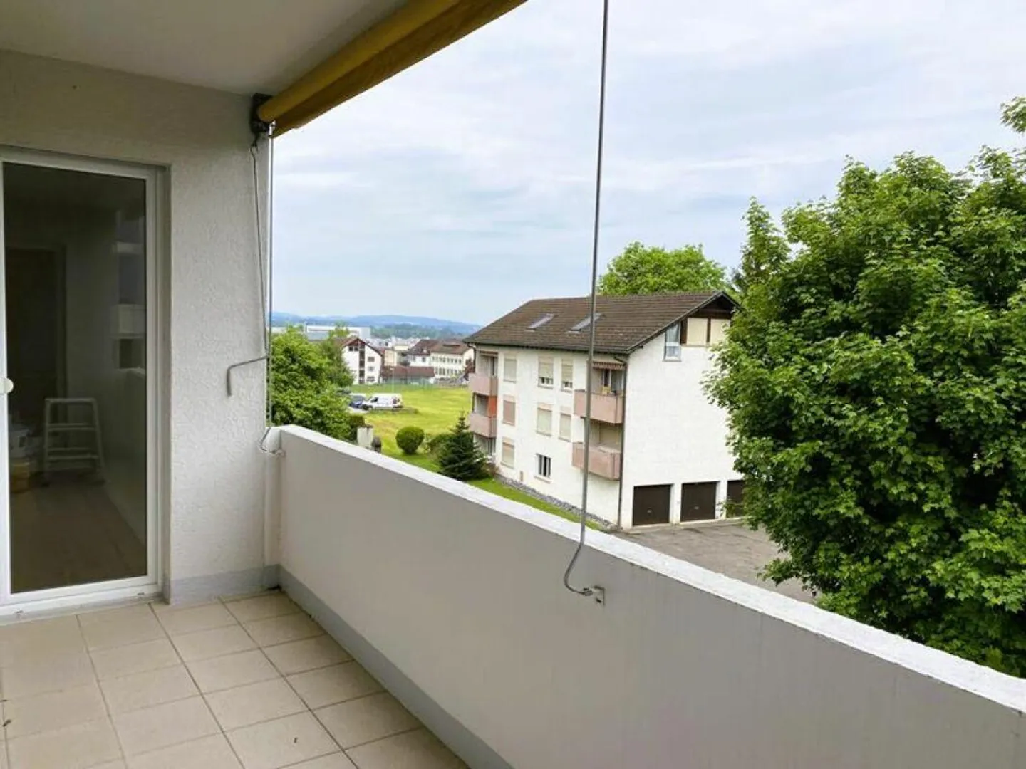 Brilliant 4.5-room shared apartment with new kitchen and 2 balconies - Photo 17 of 18