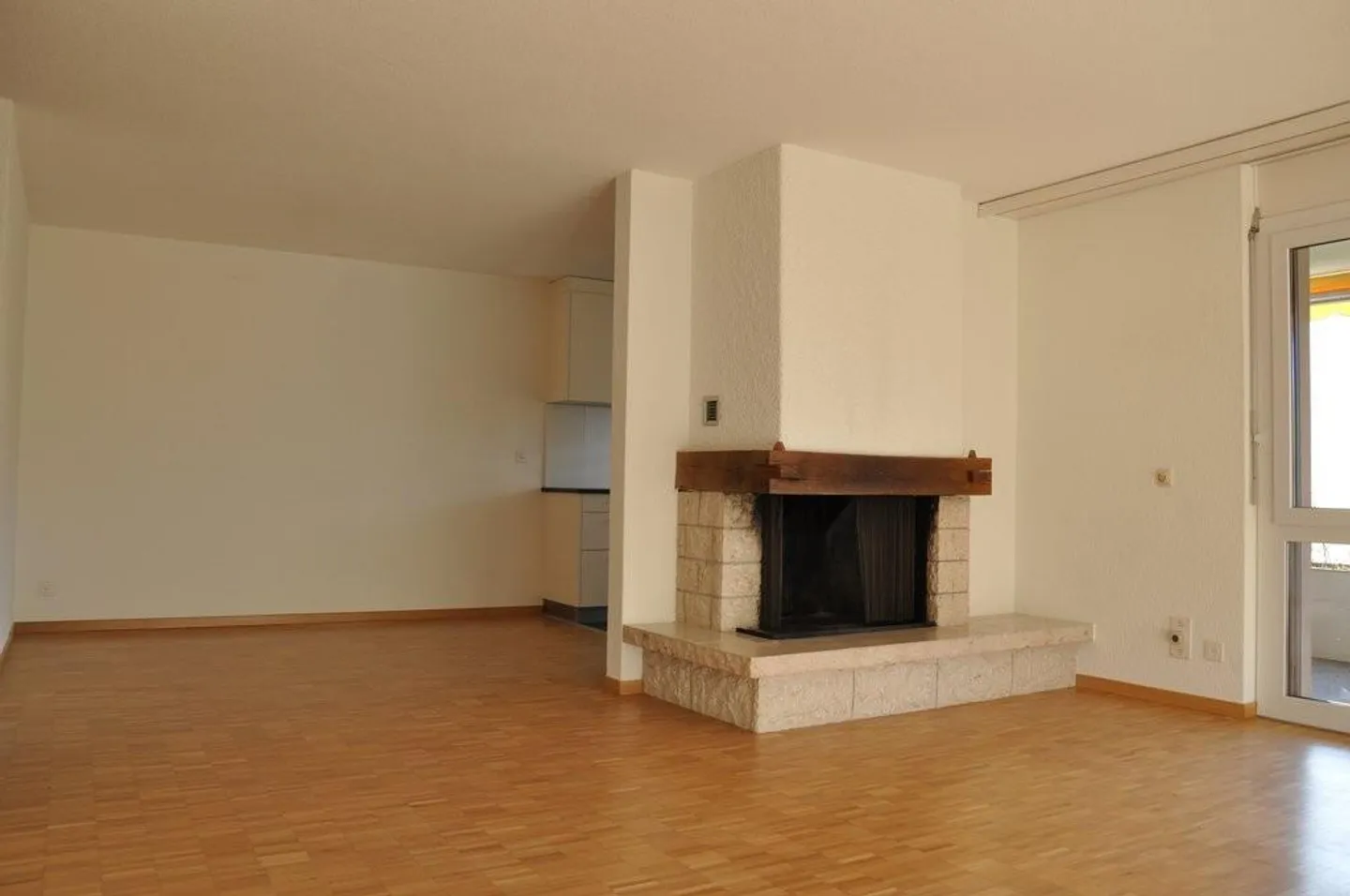 Schöne und grosse 3.5-Zi-Wohnung mit Eckbalkon - Photo 6 sur 9