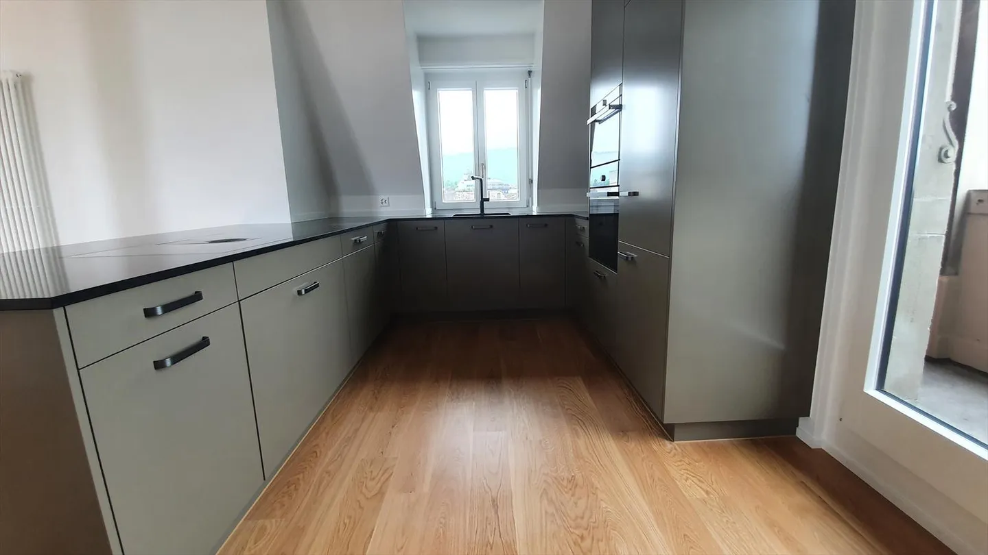 Logement de rêve exclusif dans la propriété historique "Château Rouge" - Photo 6 sur 13