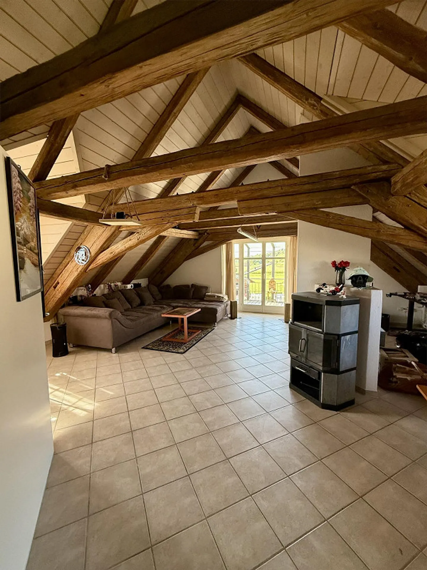 Appartement sous les combles de 5,5 pièces - Photo 2 sur 6