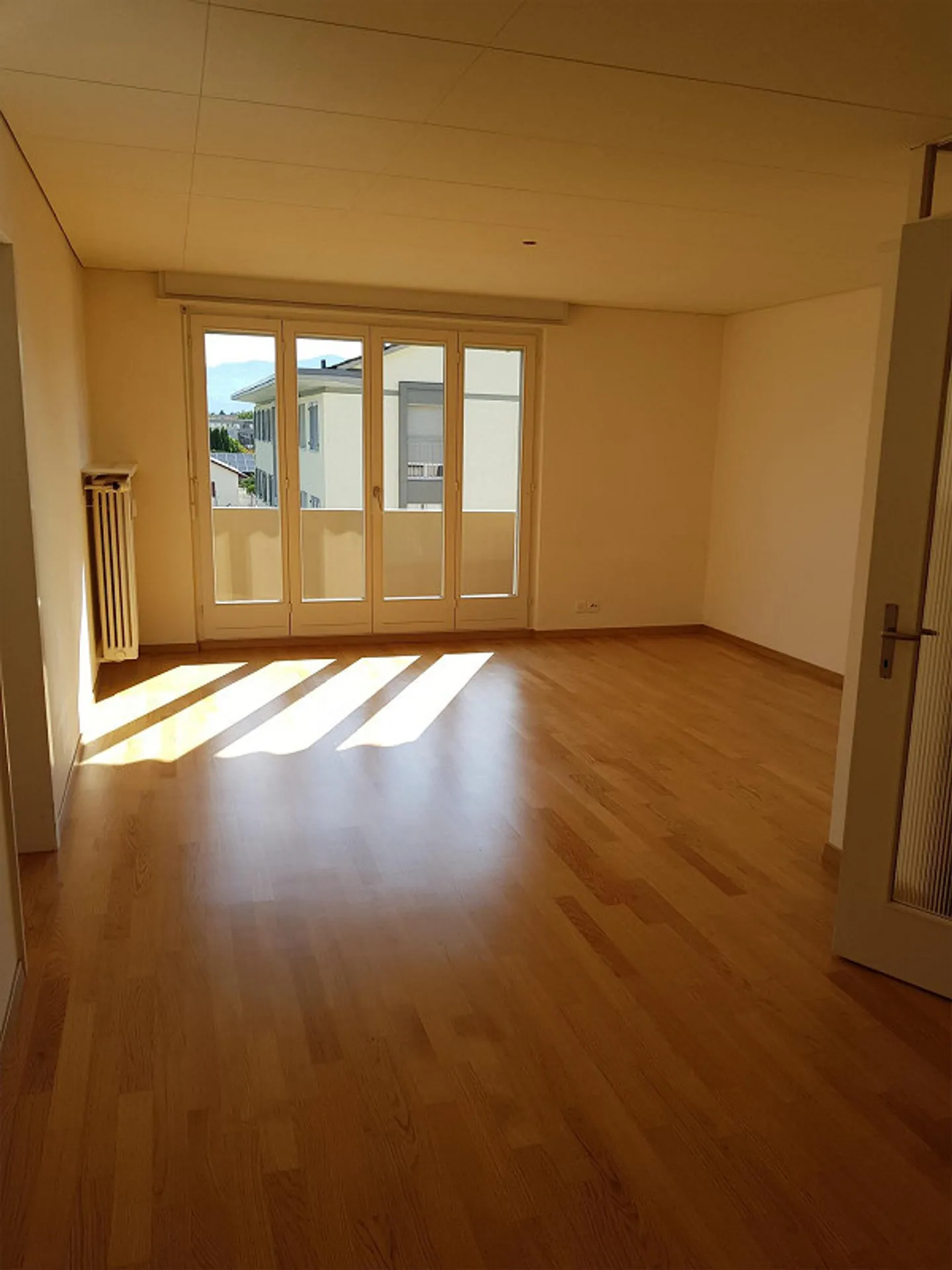 Helle 3.5-Zimmerwohnung mit Balkon - Foto 3 von 7