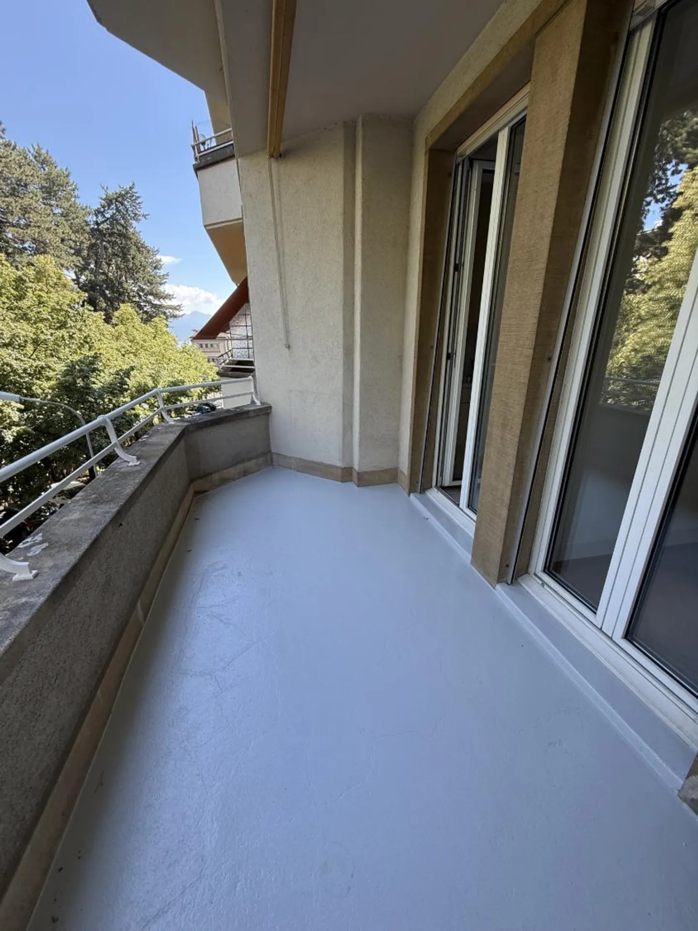 Appartement spacieux à Lausanne - Photo 2 sur 9